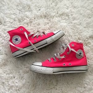 Converse high top Hot pink size 3 kids